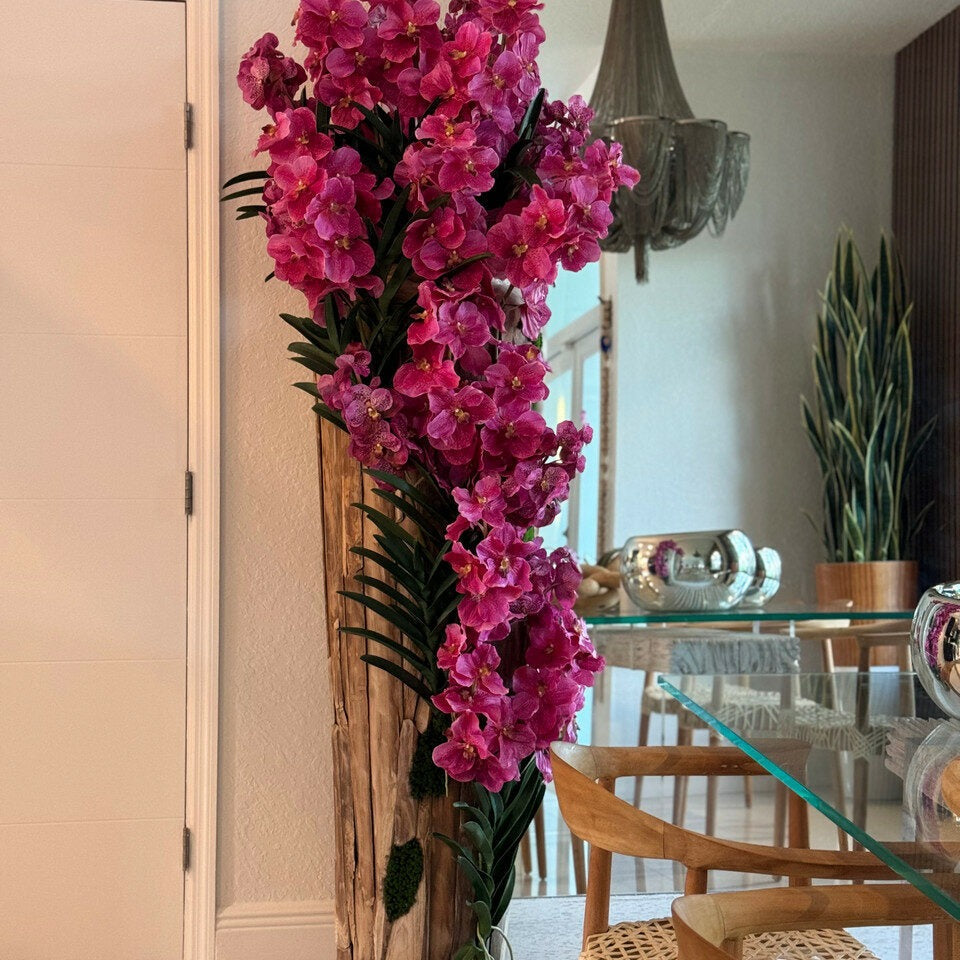 Largeogon artificial plant in vase