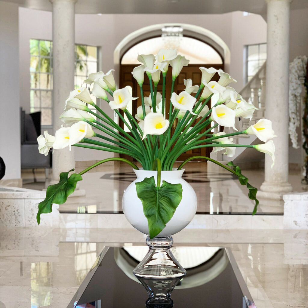 Elegaatin artificial plant in vase