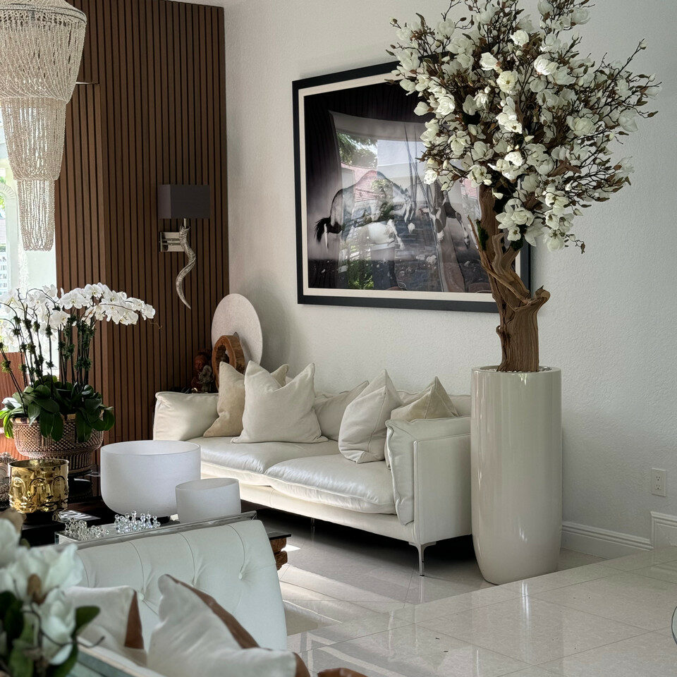 Whiteanen artificial plant in pot