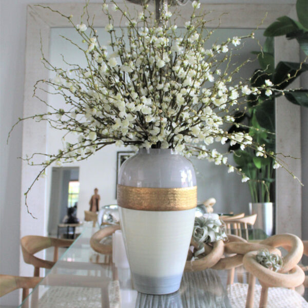 Goddeavir artificial plant in vase