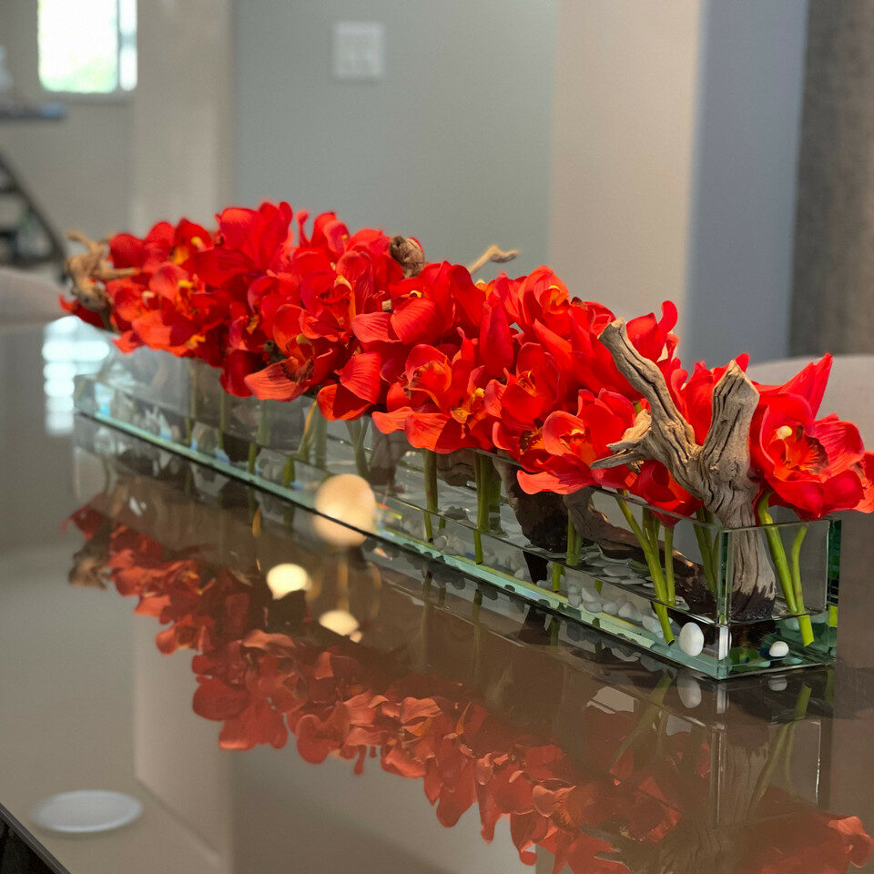 Moderinas artificial plant in vase