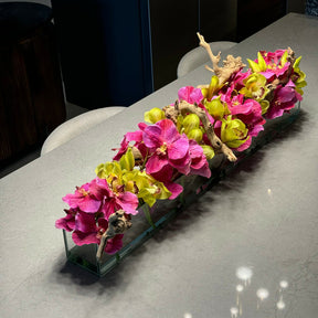 Moderitar artificial plant in vase