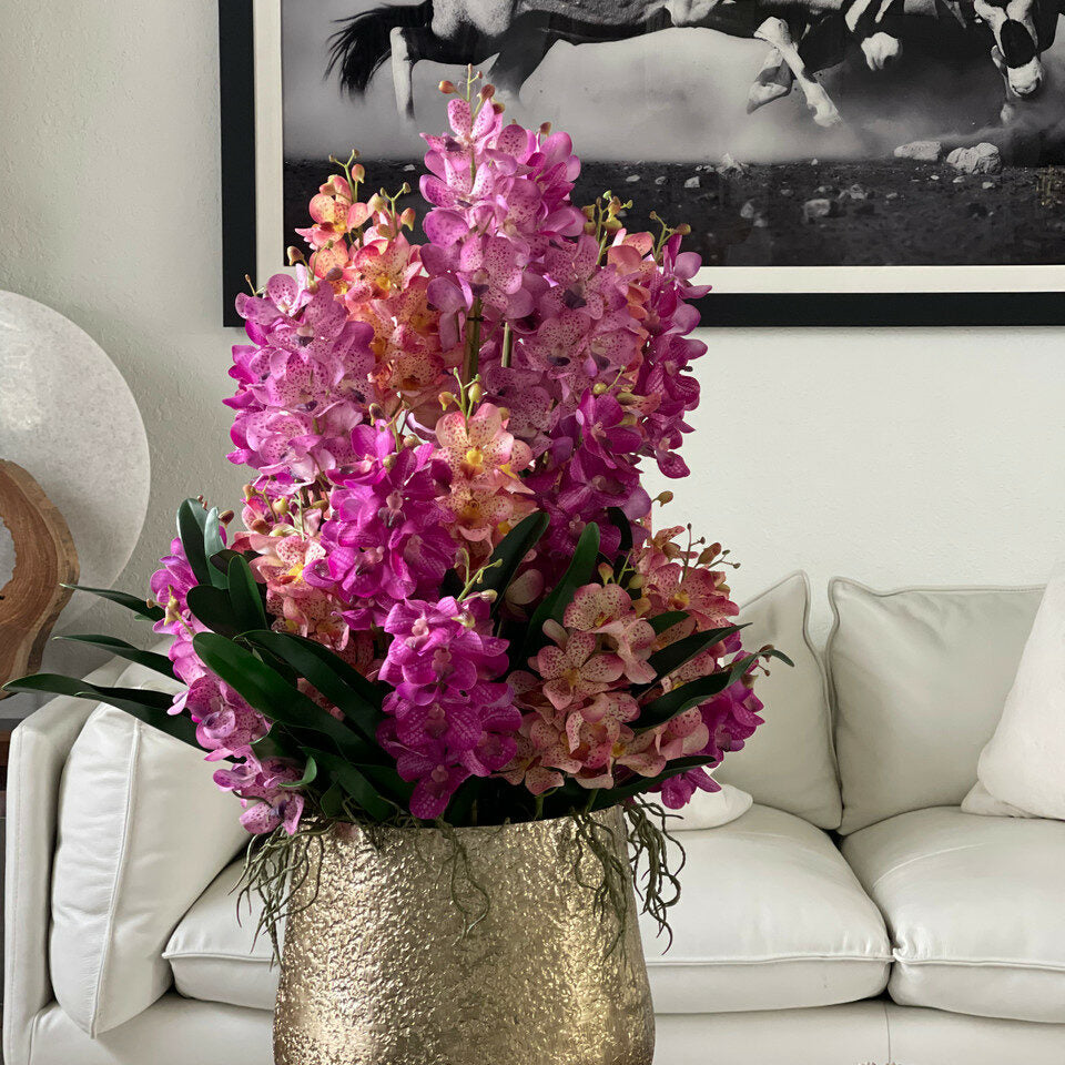 Largeatal artificial plant in bowl